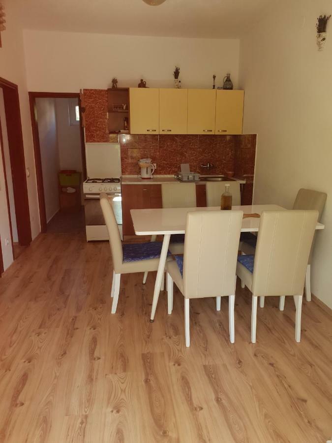 Apartman Nicolle Brzac 외부 사진